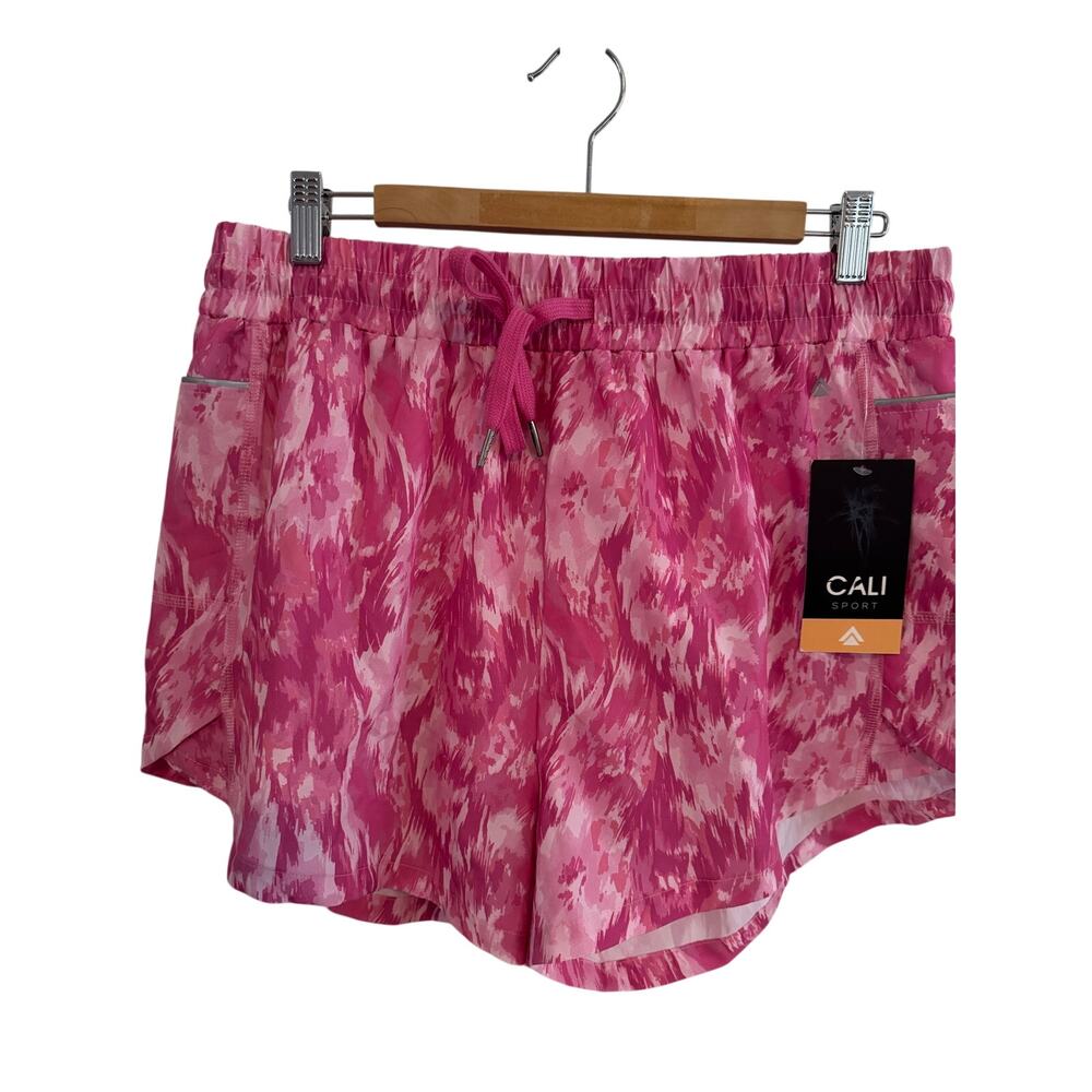 -

NWT CALI Sport Performance Pink Activewear Shorts Size XL